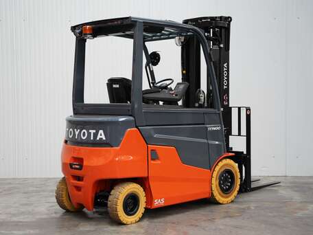 Toyota 9FBMK30T - 3000 kg 