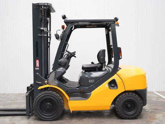 Komatsu FD30T-17 - 3000 Kg