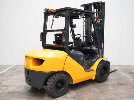 Komatsu FD30T-17 - 3000 Kg 