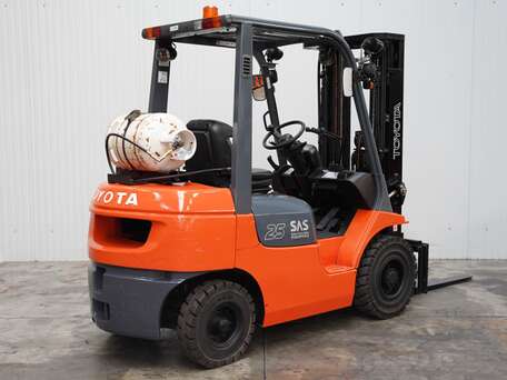 Toyota 42-7FGF25 - 2500 Kg 