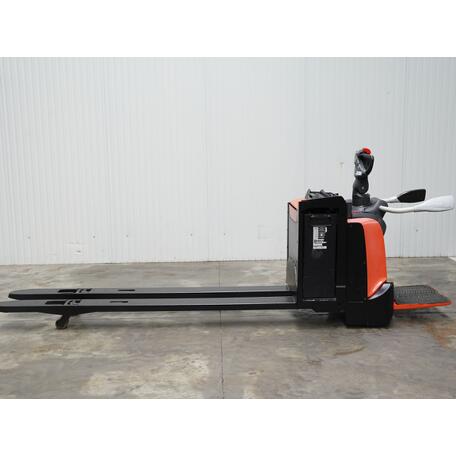 BT LPE250 - 2500 Kg