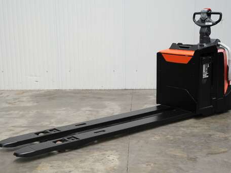 BT LPE250 - 2500 Kg 