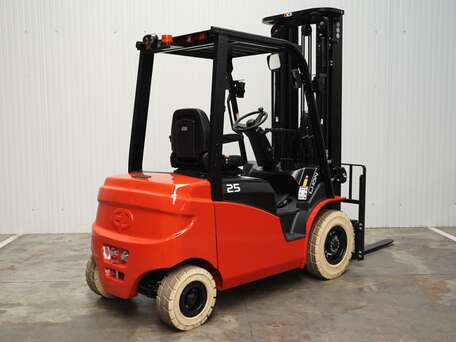 EP EFL253 - 2500 kg 