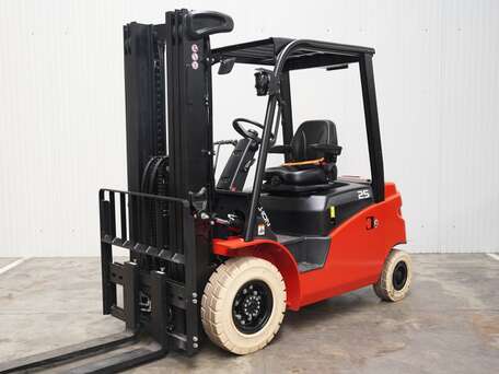 EP EFL253 - 2500 kg 