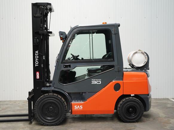 Toyota 02-8FGF30 - 3000 Kg