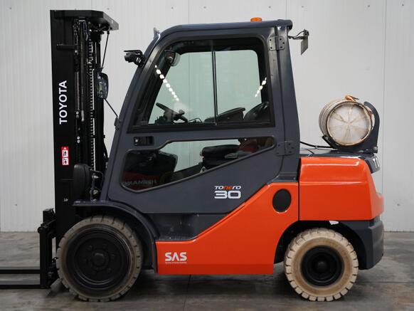 Toyota 02-8FGF30 - 3000 Kg