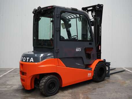 Toyota 8FBMT50 - 5000 Kg 