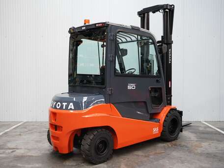 Toyota 8FBMT50 - 5000 Kg 