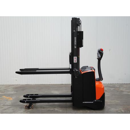 Toyota SWE200D - 2000 Kg