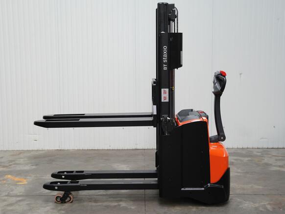 Toyota SWE200D - 2000 Kg