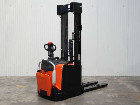 Toyota SPE160 - 1600 Kg 
