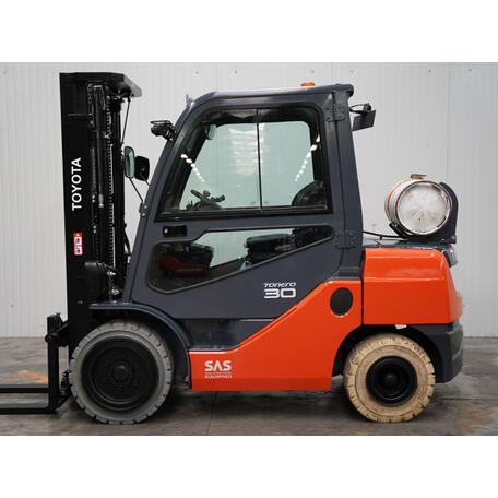 Toyota 02-8FGF30 - 3000 Kg