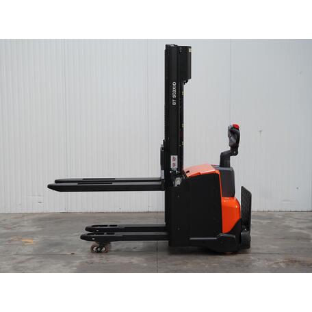 Toyota SWE140L - 1400 kg